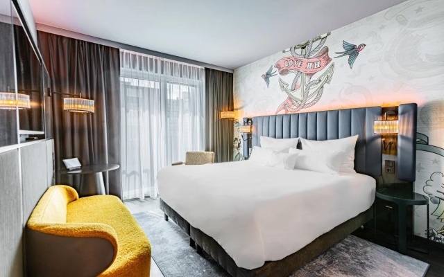 Down to Earth Double room (full double bed) (bed type is subject to availability)