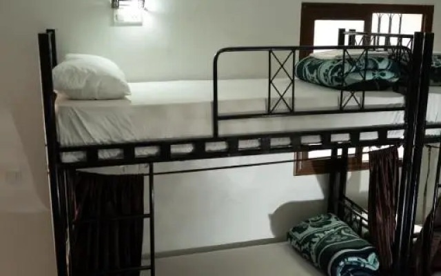 Amour d'auberge - Hostel