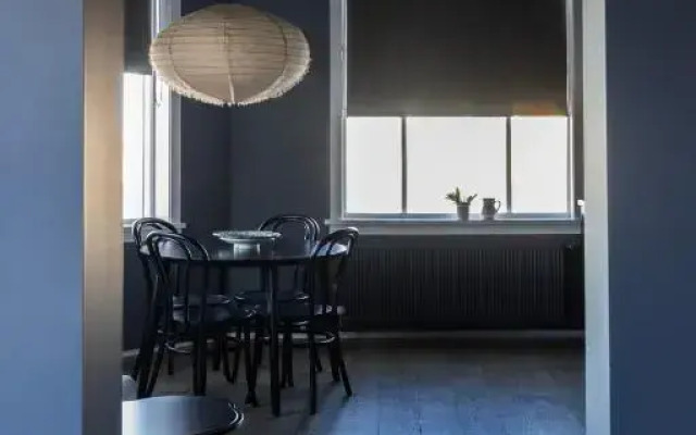 Rey Apartments