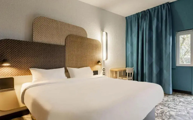 B&B HOTEL Valenciennes Sud