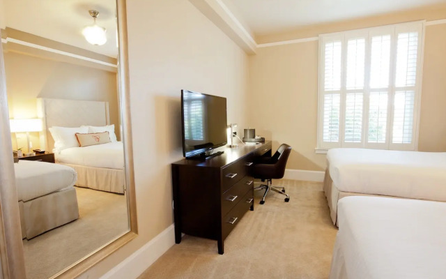 The Cardinal Hotel