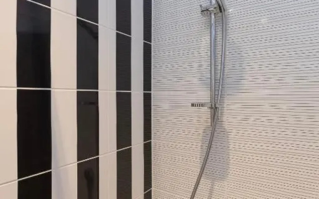 City Sleeper at Royal National Hotel