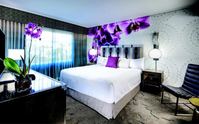 Loews Royal Pacific Resort at Universal Orlando