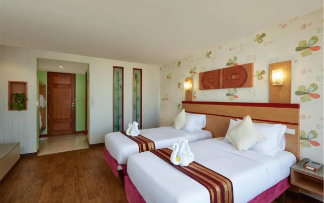 Eastern Grand Palace Hotel