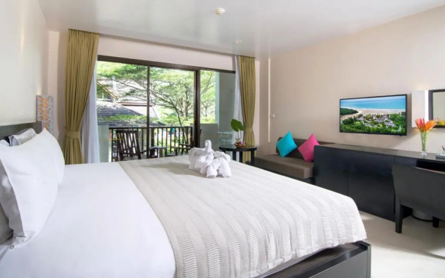 Apsara Beachfront Resort Hotel and Villa 