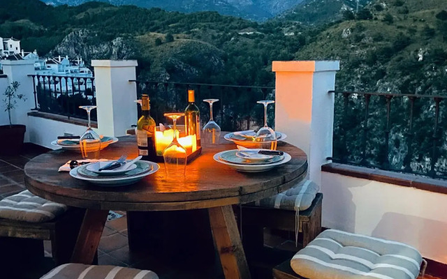 La Perla de Frigiliana Suites & Villa
