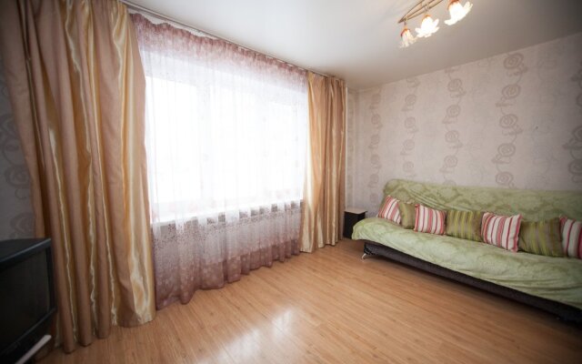 Svetlogorskaya 37 Apartments
