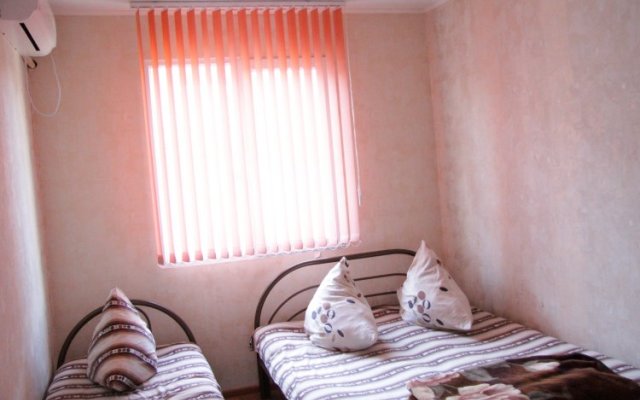 Solnechny Guest House