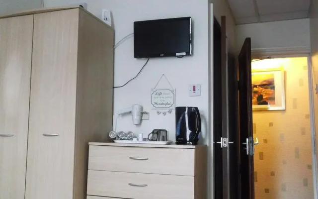 OYO Wynnstay Hotel
