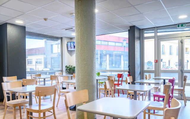 B&B Hotel Nimes Centre Arène