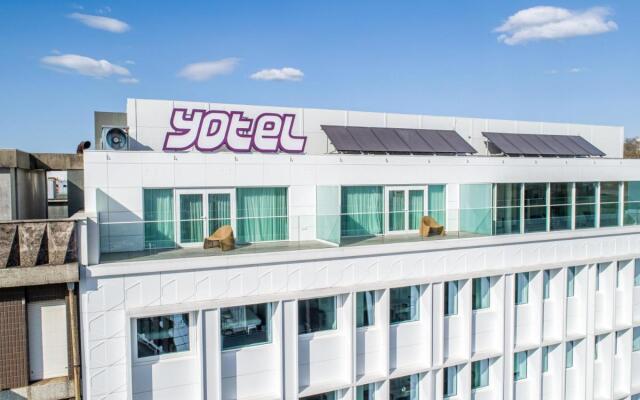 YOTEL Porto