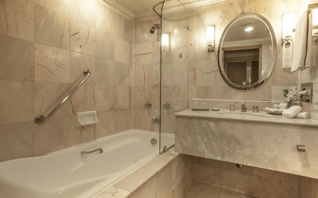 Arnoma Grand