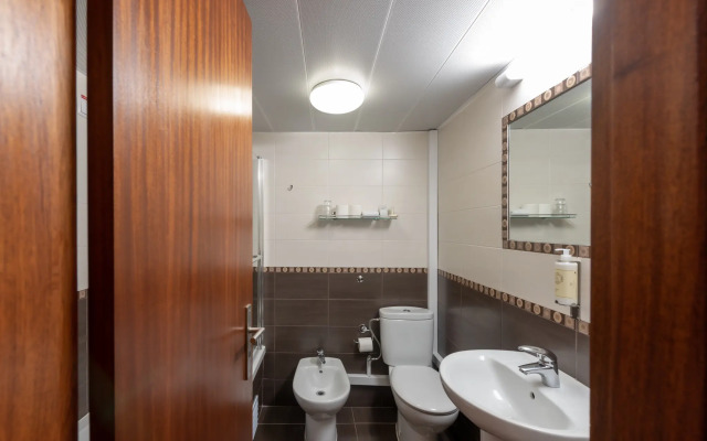 Dinya Lisbon Hotel