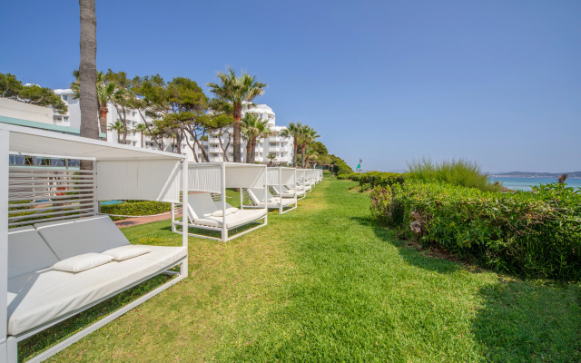 Playa Esperanza Resort