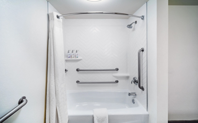 Holiday Inn Stillwater - University West by IHG