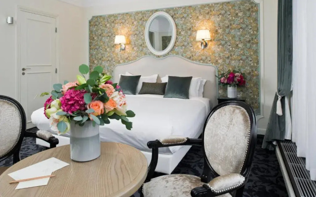 Hotel Saint Petersbourg Opera