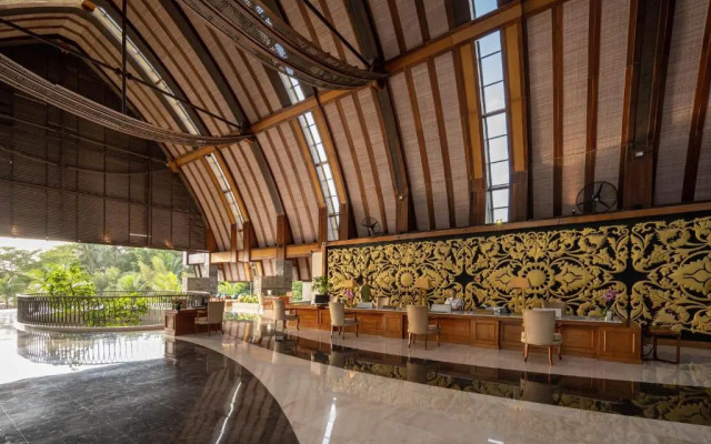 MERUSAKA Nusa Dua