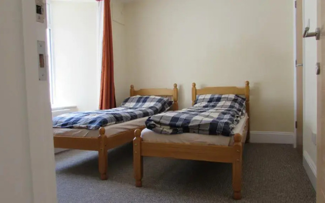 No 8 Apartments