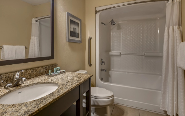 Best Western Naples Plaza Hotel