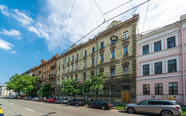 Maison48 U Isaakievskogo Sobora