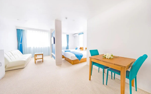 Hotel California Miyakojima Resort