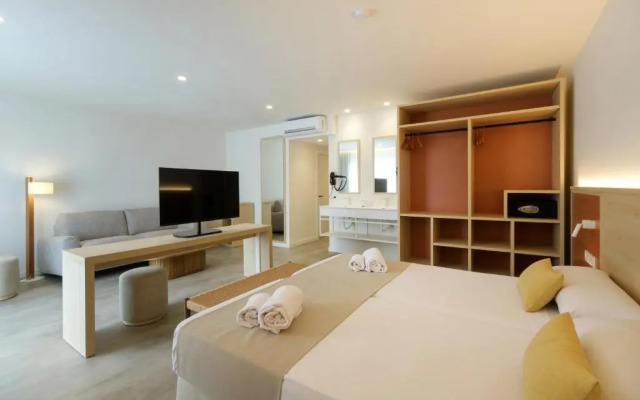 Hotel Cabot Cala Ferrera