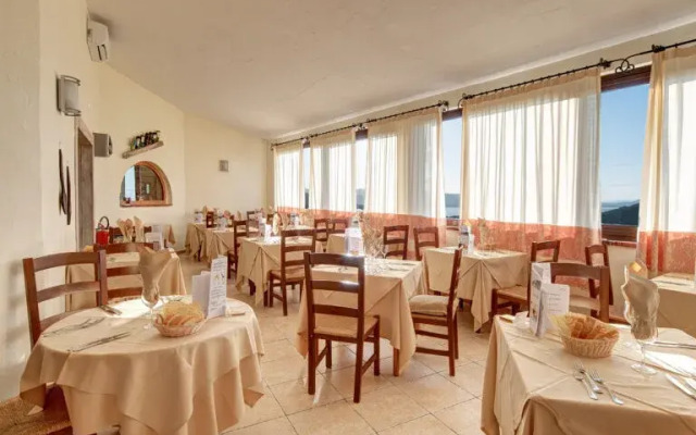 Hotel Pedra Santa Resort