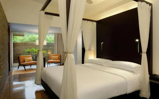 Dharana at Shillim Hotel