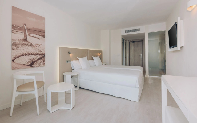 Iberostar Waves Cala Millor -Adults Only