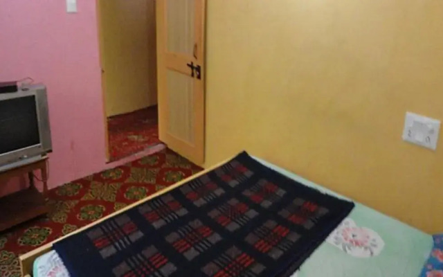 Panaash Guest house