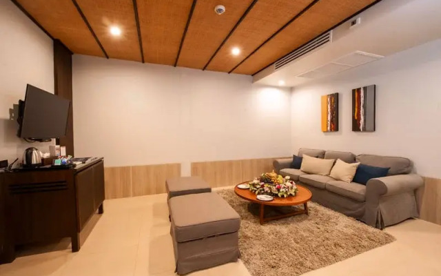 Ramada by Wyndham Phuket Southsea (SHA Extra Plus)