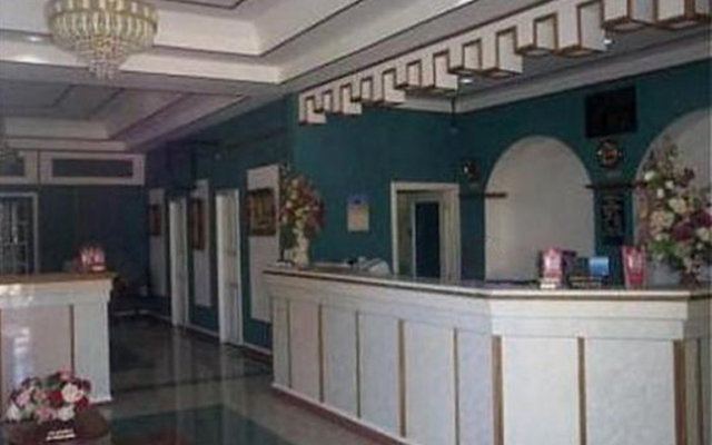 Regency Suites Hotel