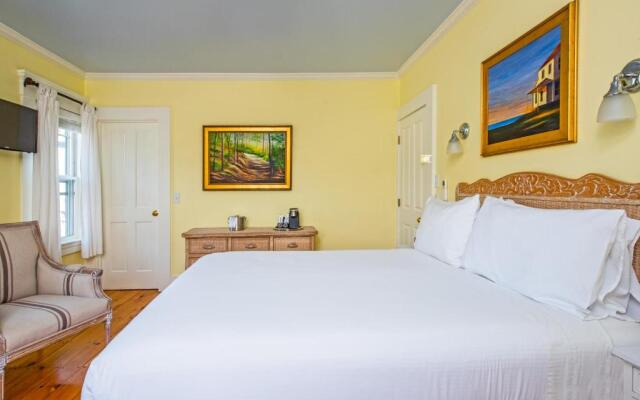 Admirals Landing - Adults Only