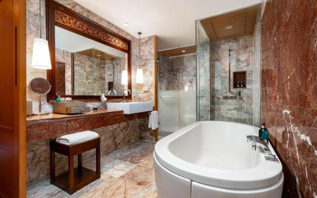 Centara Grand Beach Resort Phuket Hotel