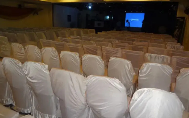 Hotel White Plazo