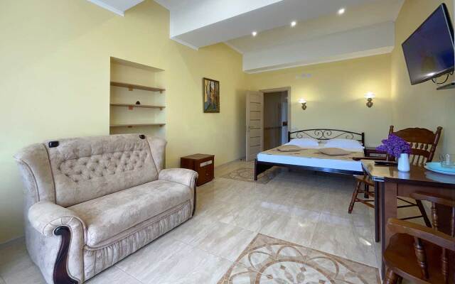 Zolotye Kupola Mini Hotel