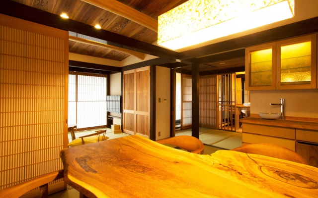 Gora Hanaougi Madoka No Mori Guest house