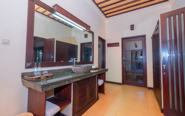 Amertha Bali Villas Beach Front Resort and Spa