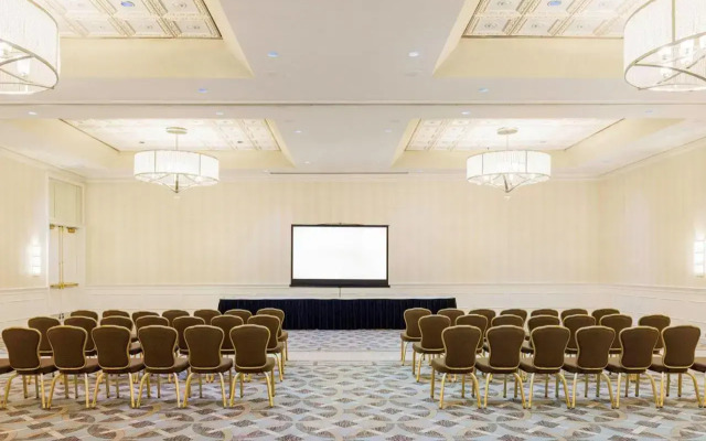 Hilton Greenville