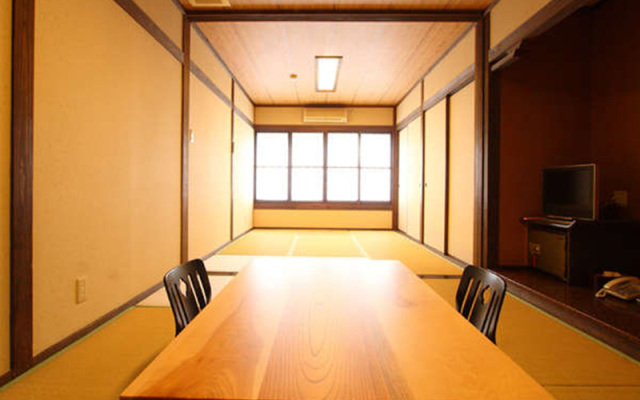 Gokuraku Onsen Takumi No Yado