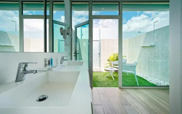 Nayra Hotel - Adults Only