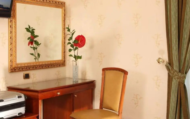 Serena Hotel