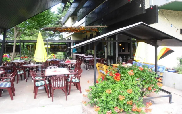 Landgasthaus Und Pension Riedhof