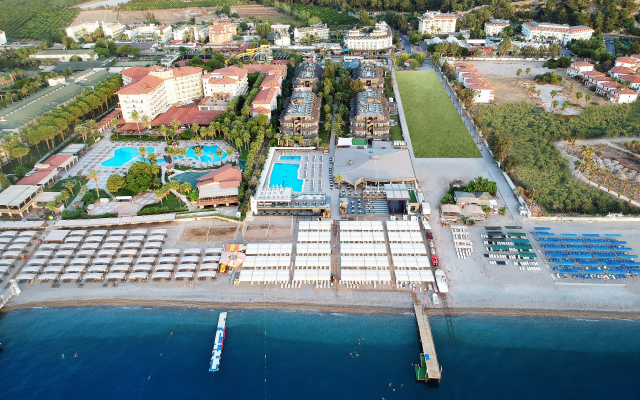 Sailor's Beach Club Hotel