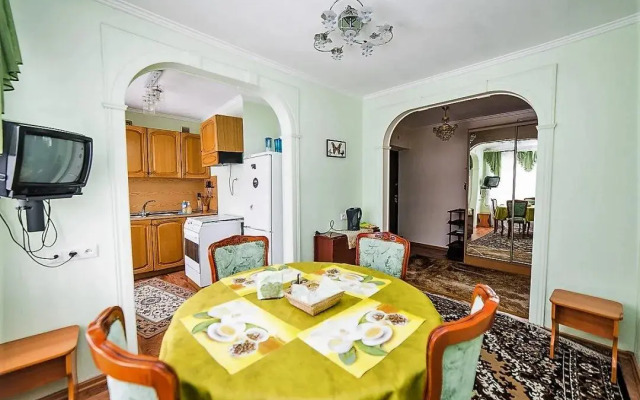 Апартаменты на Дзержинского