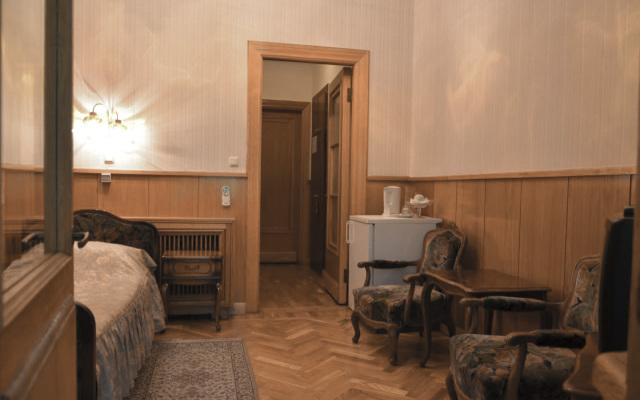 Nizhnaya Oreanda Hotel