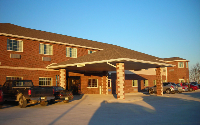 Settle Inn & Suites Linn