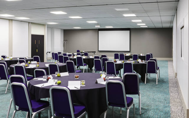 Mercure Telford Centre Hotel