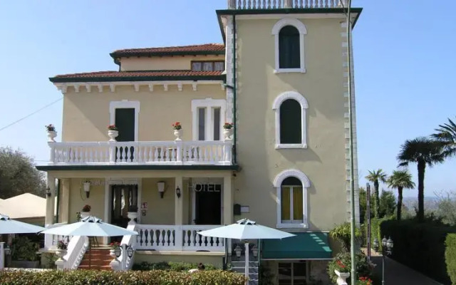 Hotel Villa Maria