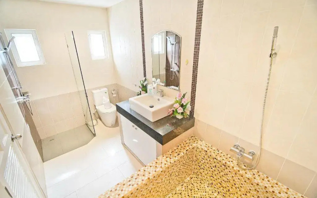 Tropicana Pool Villa